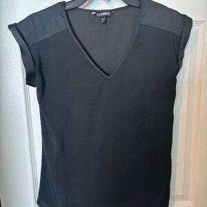 Express Ladies black sleeveless v-neck blouse - XS
